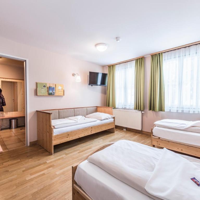 JUFA Hotel Grundlsee - Dreibettzimmer - 1