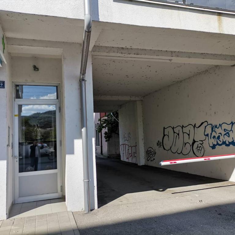 Centar Apartman ENMI 111 - Apartman sa 1 Spavaćom Sobom - 19