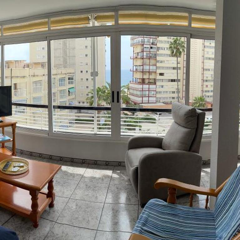Apartamento en Plaza Triangular y muy cerca de la playa - Three-Bedroom Apartment - 16