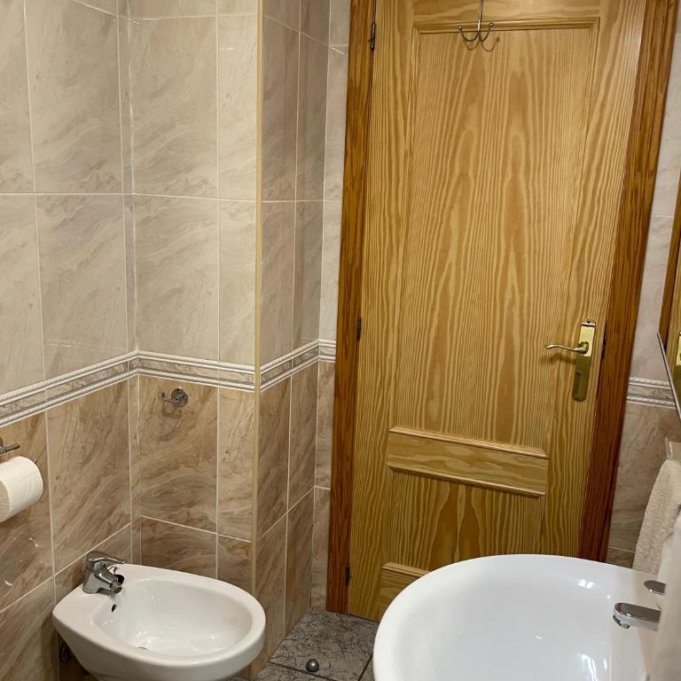 Apartamento en Plaza Triangular y muy cerca de la playa - Three-Bedroom Apartment - 9
