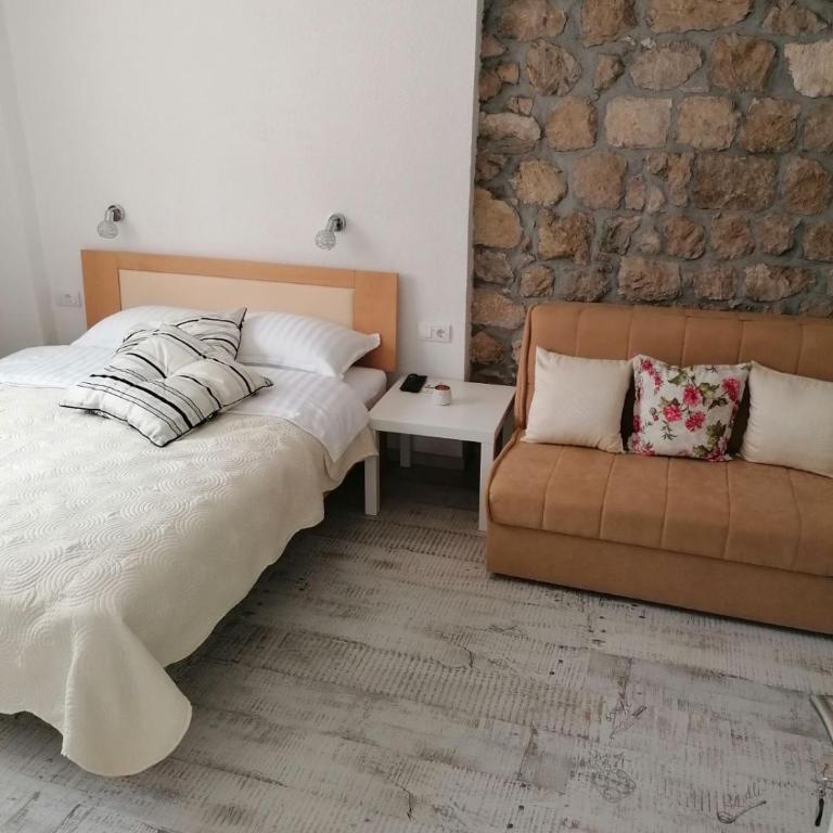 VILA MIRA - Deluks Studio sa Bračnim Krevetom (King-size) - 8
