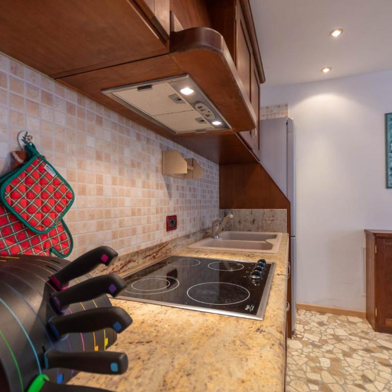 Casa Biondi - Appartamento con 2 Camere da Letto - 34