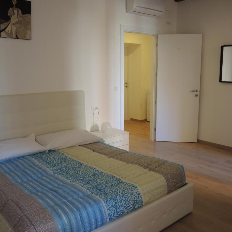 Casa Venier - Camera Matrimoniale con Bagno Privato - 10