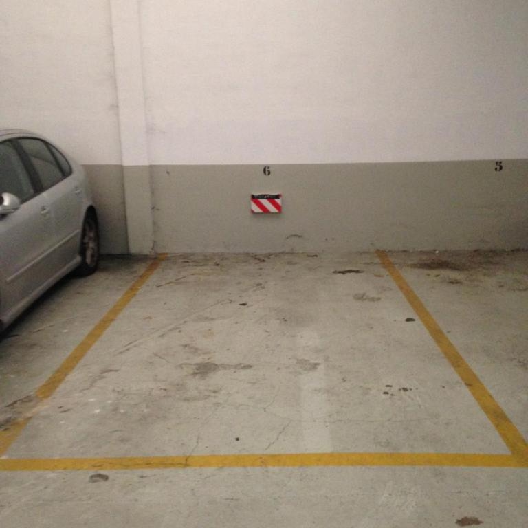Apartamento estilo Vintage muy céntrico y parking gratis - Apartamento de 2 dormitorios - 24