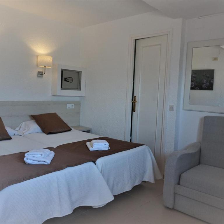 Hotel Hermes - Habitación cuádruple - 4