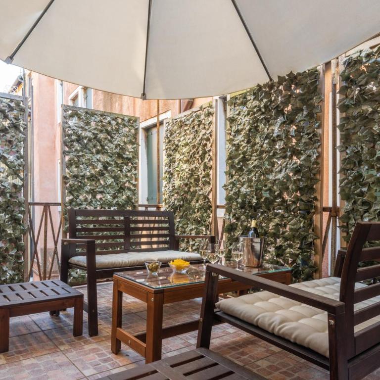Centrale Venice Apartments - San Marco 3 apartments - Four-Bedroom Apartment with Terrace - 24
