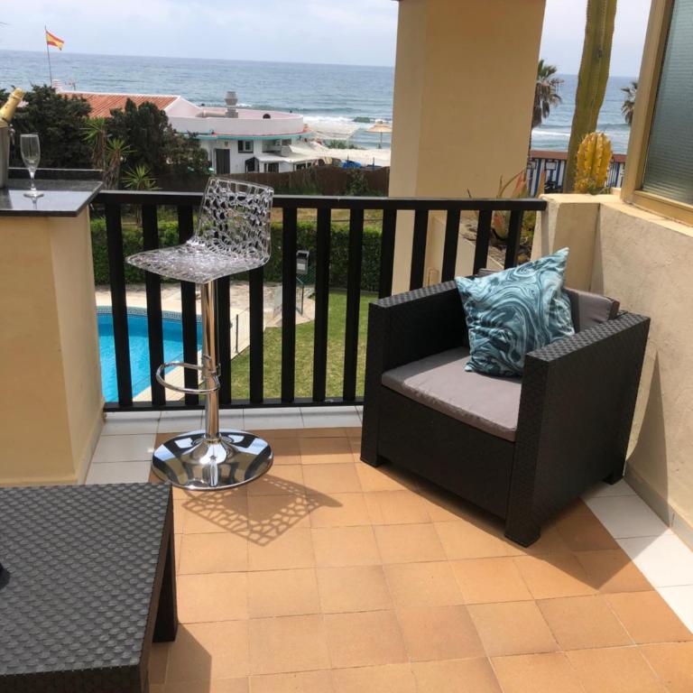 Romana Playa - Beachfront Apartment - Elviria - Marbella - Apartamento de 1 dormitorio - 4