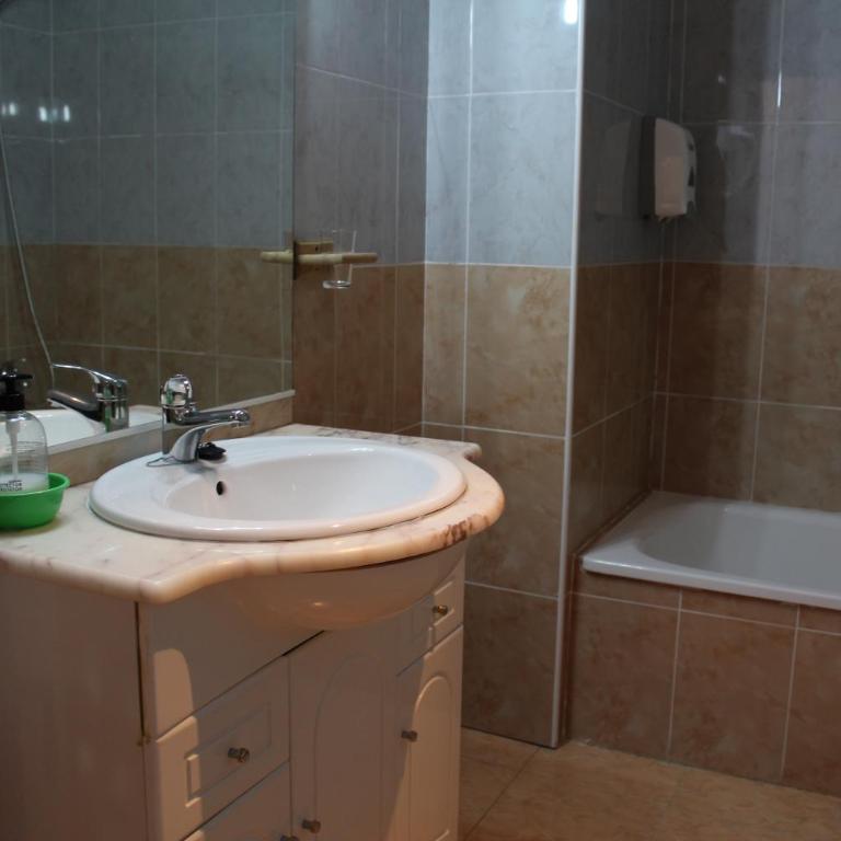 Apartamentos Los Gemelos - Apartamento de 2 dormitorios - 9