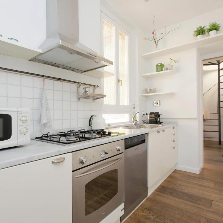 Colosseo Terrace Apartment - Appartamento con 3 Camere da Letto - 28