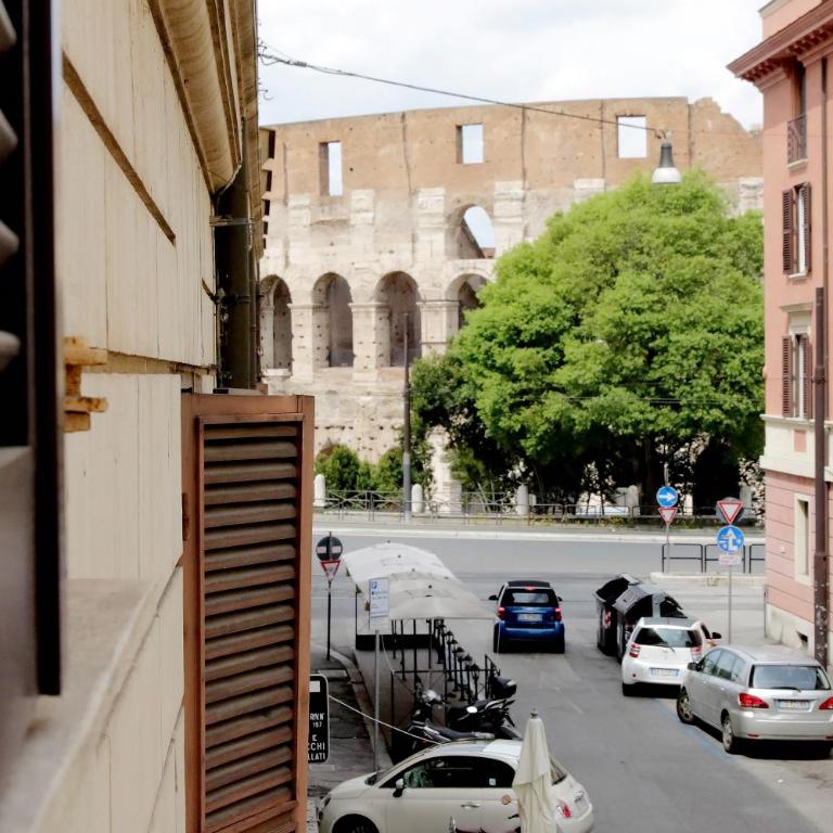 Colosseo Terrace Apartment - Appartamento con 3 Camere da Letto - 40