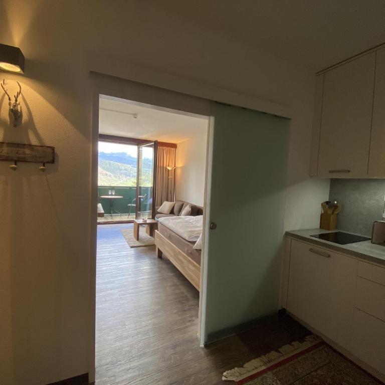 Alpine Studio Apartment by AA Holiday Homes - Studio-Apartment - 8