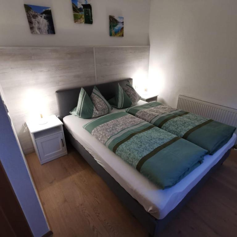 Ferienwohnung Magdalena - Apartment mit 2 Schlafzimmern und Dusche - 2