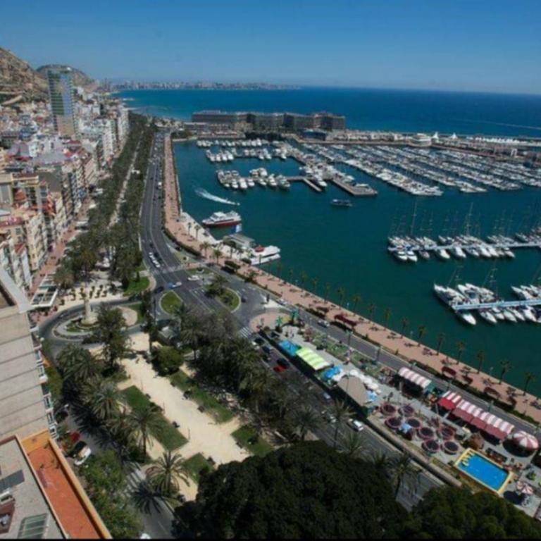 CasaTuris Rambla Méndez Núñez en el corazón de Alicante A109 - Superior Apartment - 5