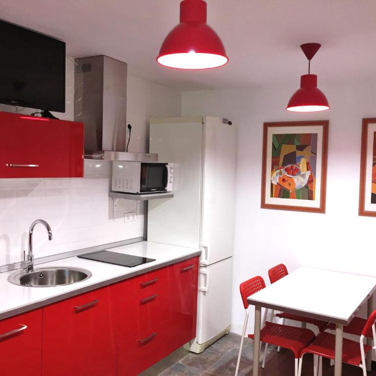 Beautiful Apartment, Swimming Pool and Beach 2 - Apartamento de 2 dormitorios - 2