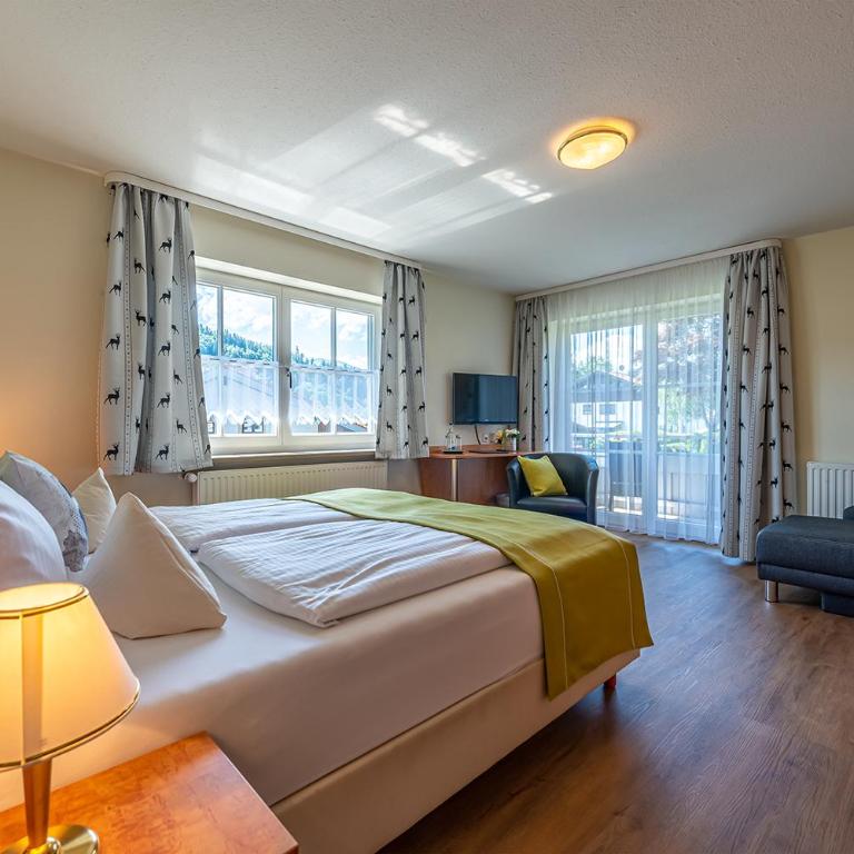 Hotel Neudeck - Großes Doppelzimmer - 3