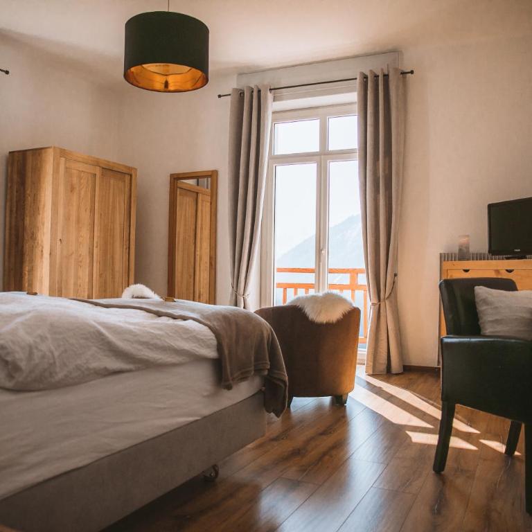 Hotel Splendide - Familienzimmer mit Bergblick - 4