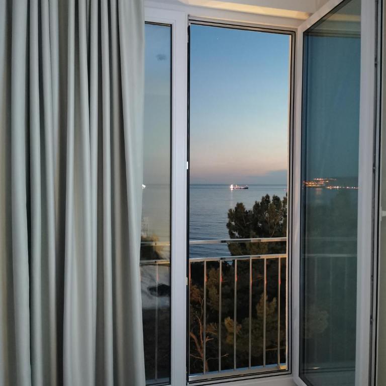 Hotel MonteNino - Twin Room with Sea View - 3
