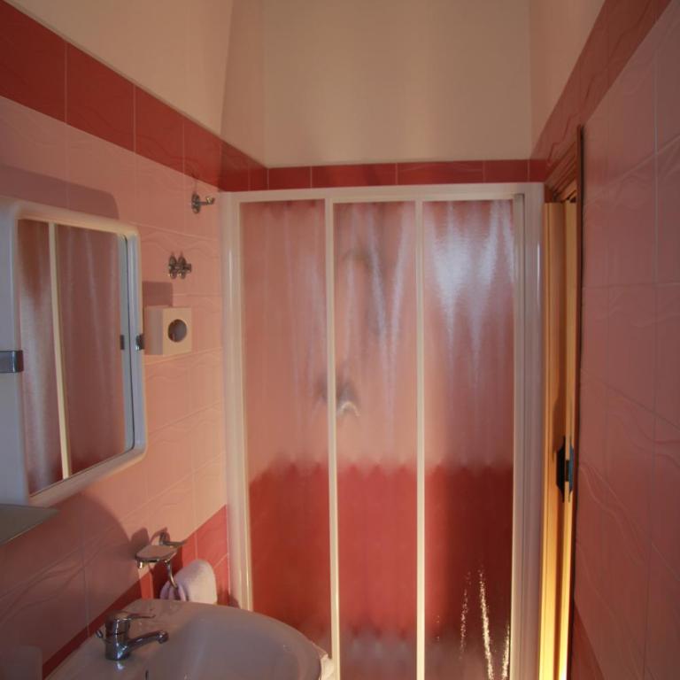 Miomar Beach Hotel - Camera Quadrupla Economy - 7