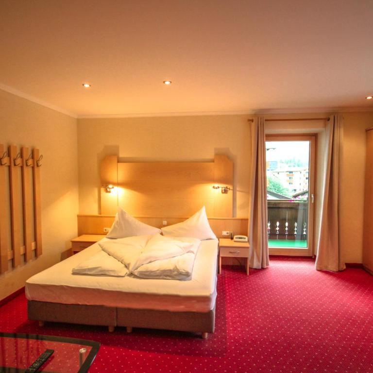 Hotel Cornelia - Camera Tripla - 1