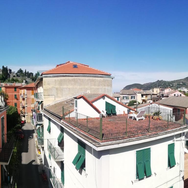 DELIZIOSO ATTICO CON AMPIO TERRAZZO e GARAGE A DUE PASSI DAL MARE e DALLE CINQUETERRE LT-0485 - Appartamento con 3 Camere da Letto - 33