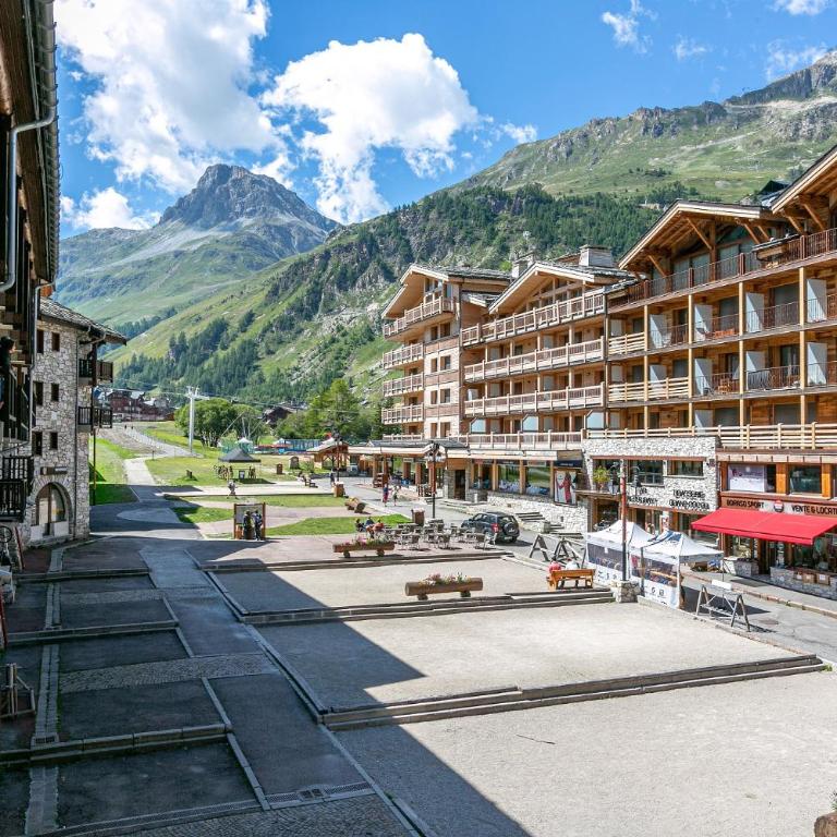 Magnifique petit studio 2-3 personnes dans l'Hyper Centre skis aux pieds vue front de neige - Appartement - 16