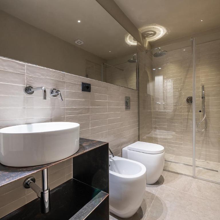 P 25 - Double Room with Private Bathroom - 3