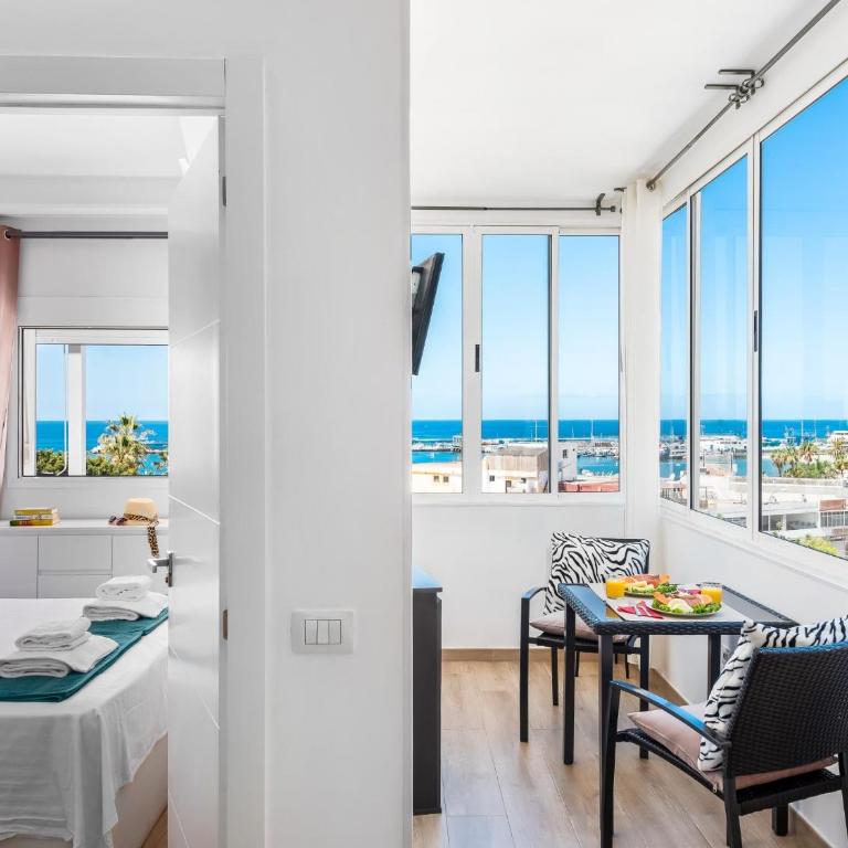 Rosamar 313 Luxury vista al mar wifi - Apartamento - 3