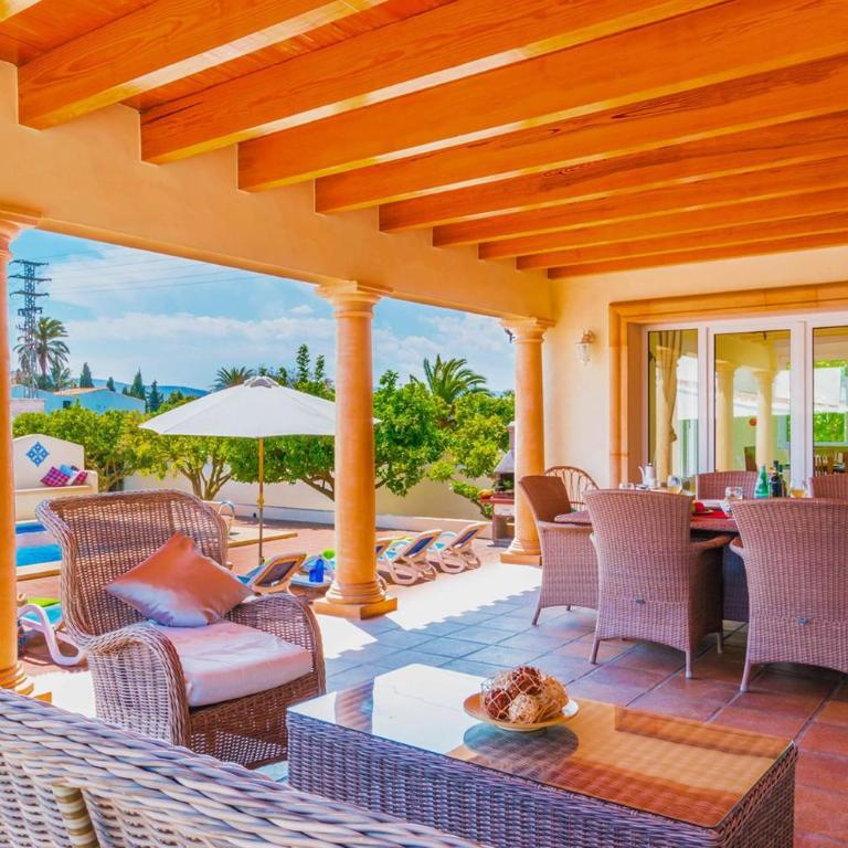 Villa Alvaro by Villa Plus - Villa - 6