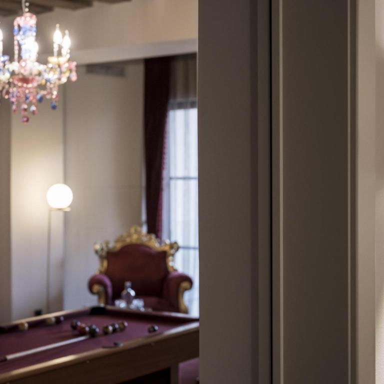 Altstadthotel Weisses Kreuz - Suite Mozart - 8