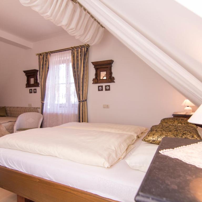 Ferienwohnungen Soravia - Apartment mit 2 Schlafzimmern und Balkon - 10