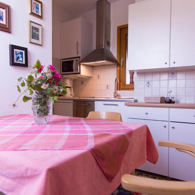 Ferienwohnungen Soravia - Apartment mit 2 Schlafzimmern und Balkon - 13