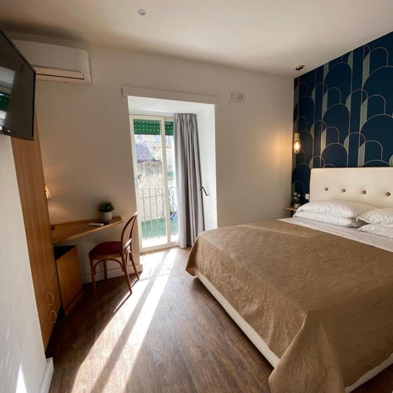 Hotel Europeo Napoli - Superior Double Room - 22