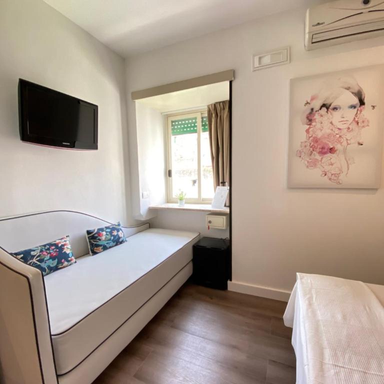 Hotel Europeo Napoli - Superior Double Room - 19