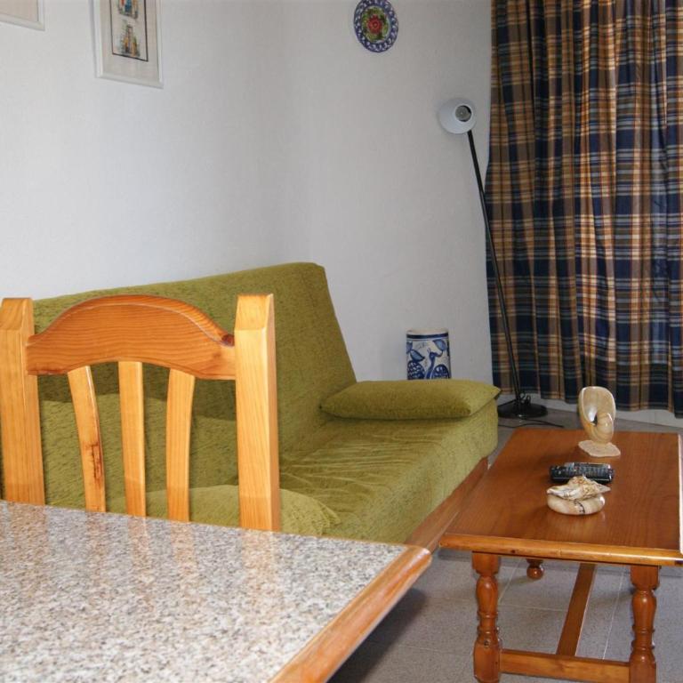 Apartamentos Marineu Playa Romana - Apartamento con vistas al jardín - 3