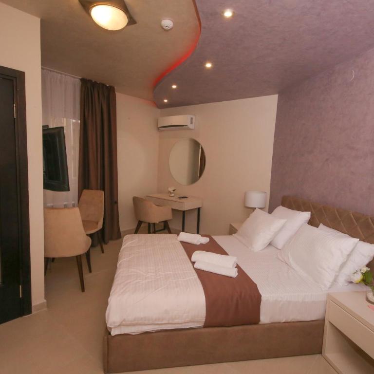 Bajadera Lux - Deluks Dvokrevetna Soba sa Bračnim Krevetom - 4