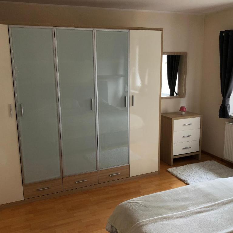 Ferienwohnung Stiftsgartenblick - Apartment mit 2 Schlafzimmern - 11