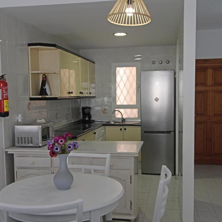 CARIHUELA BEACH apartment, 2nd line - Apartamento de 1 dormitorio - 2