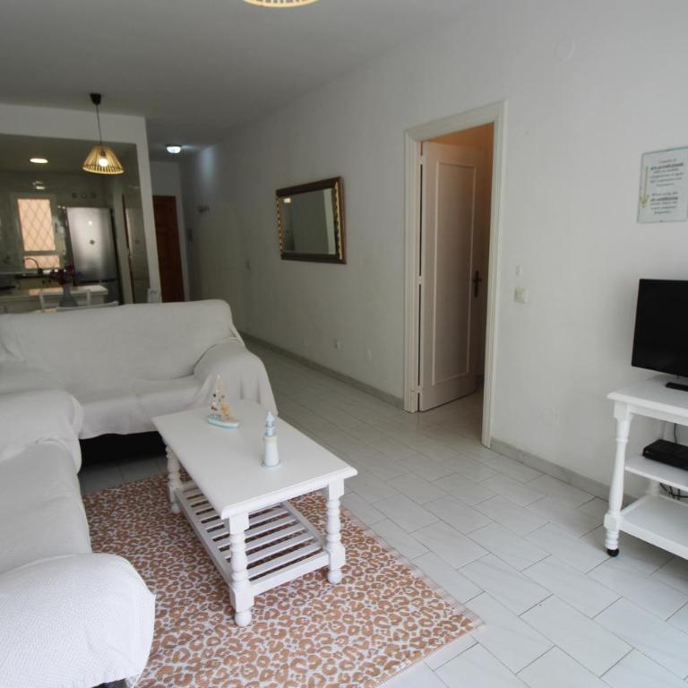 CARIHUELA BEACH apartment, 2nd line - Apartamento de 1 dormitorio - 9
