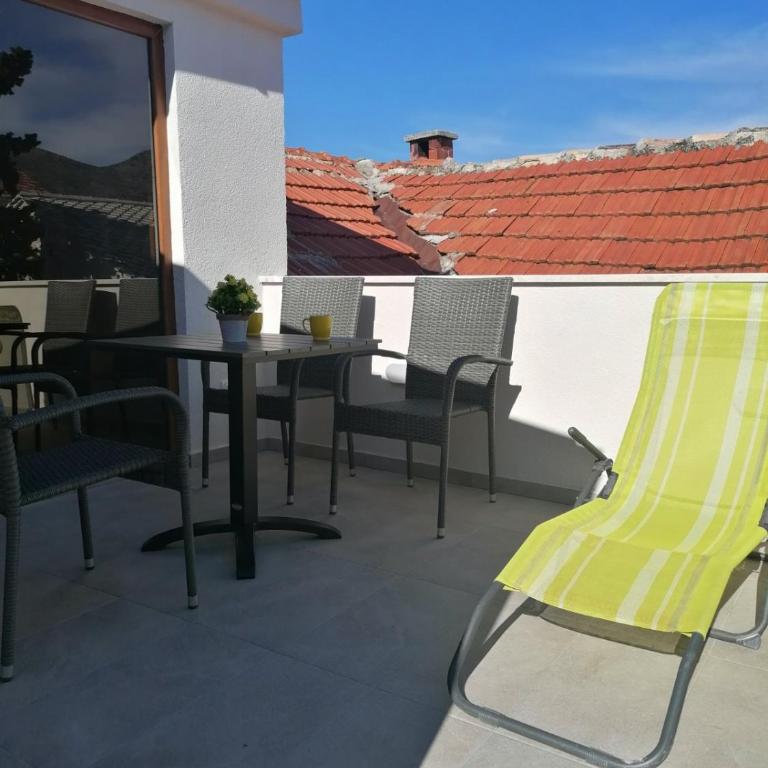 VILA MIRA - Apartman sa Terasom - 4