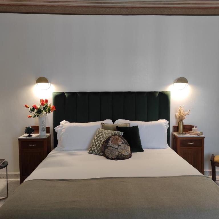1940 Luxury Accommodations by Wonderful Italy - Camera King - 13