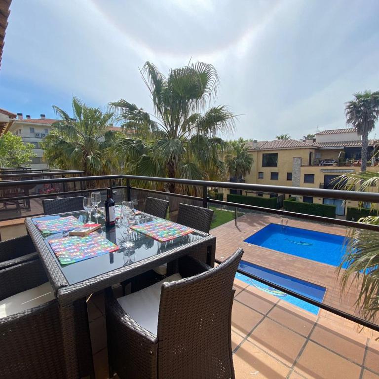 LLOGUER30 Los delfines, swimming pools , near the beach and with parking - Apartamento de 3 dormitorios - 1
