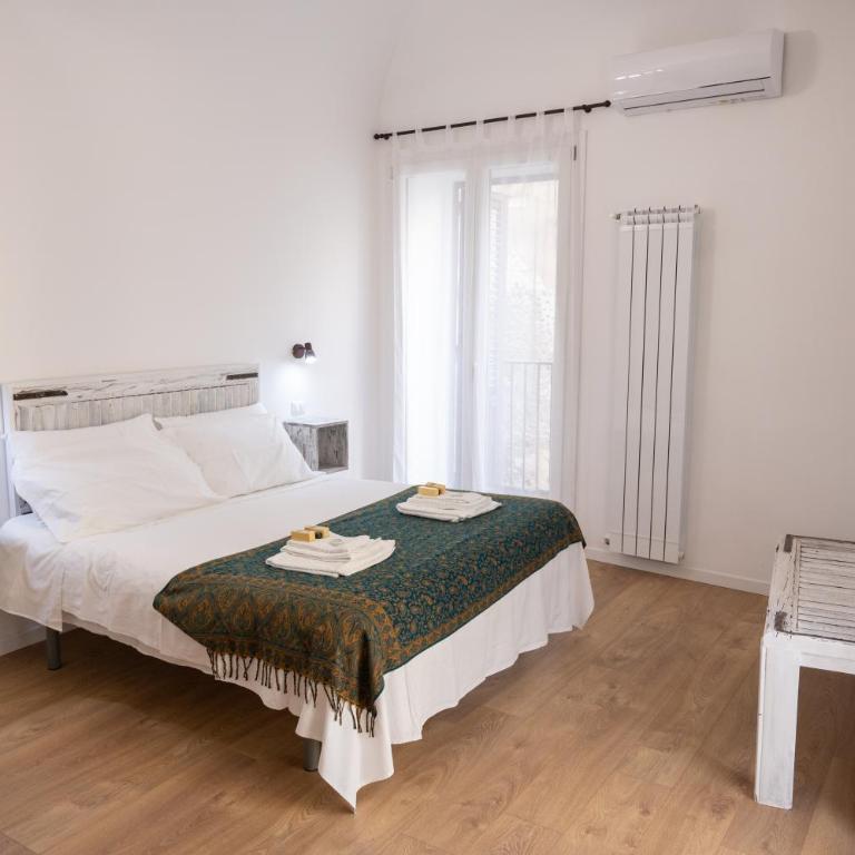 Ai Tre Mercati - Suite with Balcony - 8