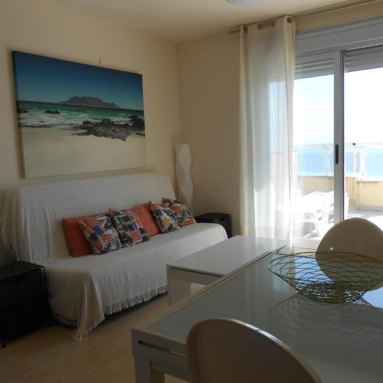 Atico Pompeya Vista mar y castillo Orangecosta - Apartamento - 4