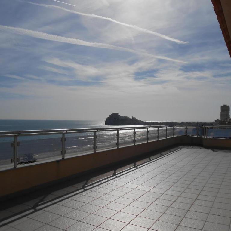 Atico Pompeya Vista mar y castillo Orangecosta - Apartamento - 8