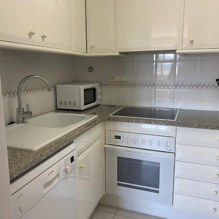 BLAU Bonito Duplex con Terraza - Apartamento de 3 dormitorios - 10