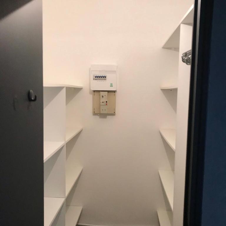 MARINA 2 - One-Bedroom Apartment - 6