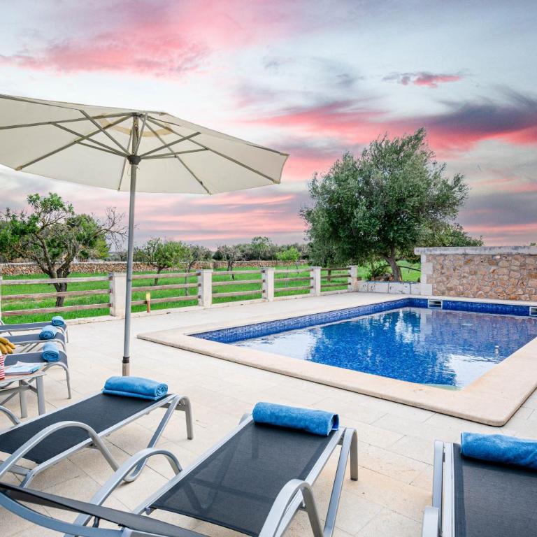 YourHouse Can Cuixa Villa - Three-Bedroom Villa - 46
