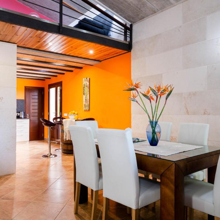 YourHouse Can Cuixa Villa - Three-Bedroom Villa - 18