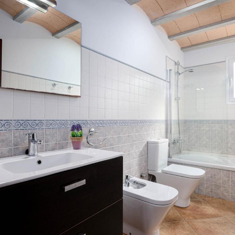 YourHouse Can Cuixa Villa - Three-Bedroom Villa - 25