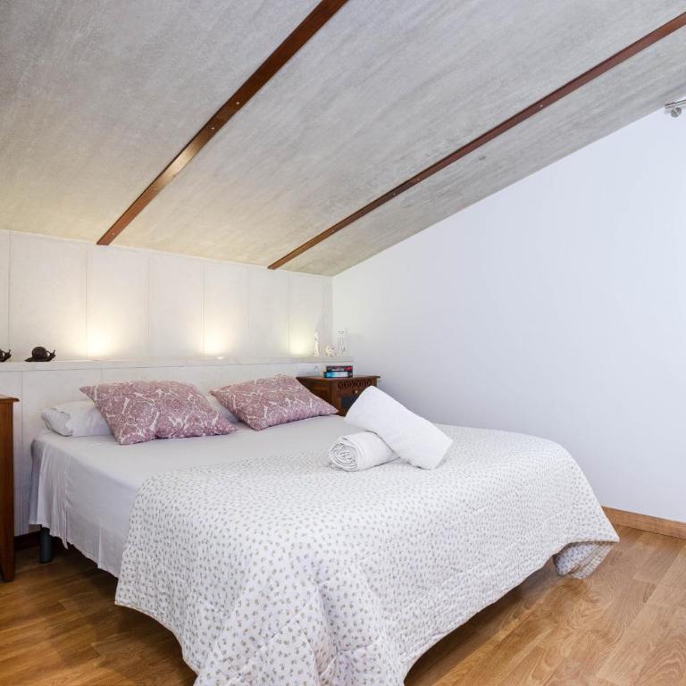 YourHouse Can Cuixa Villa - Three-Bedroom Villa - 30